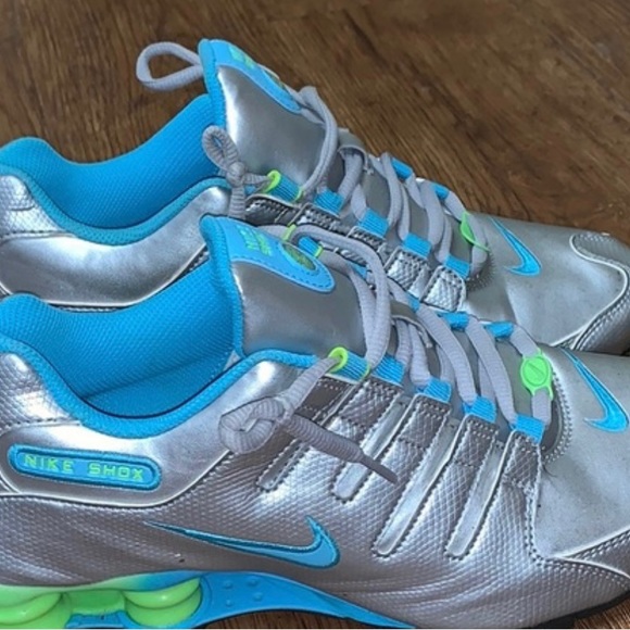 Rare Women’s Nike Shox - Picture 2 of 3
